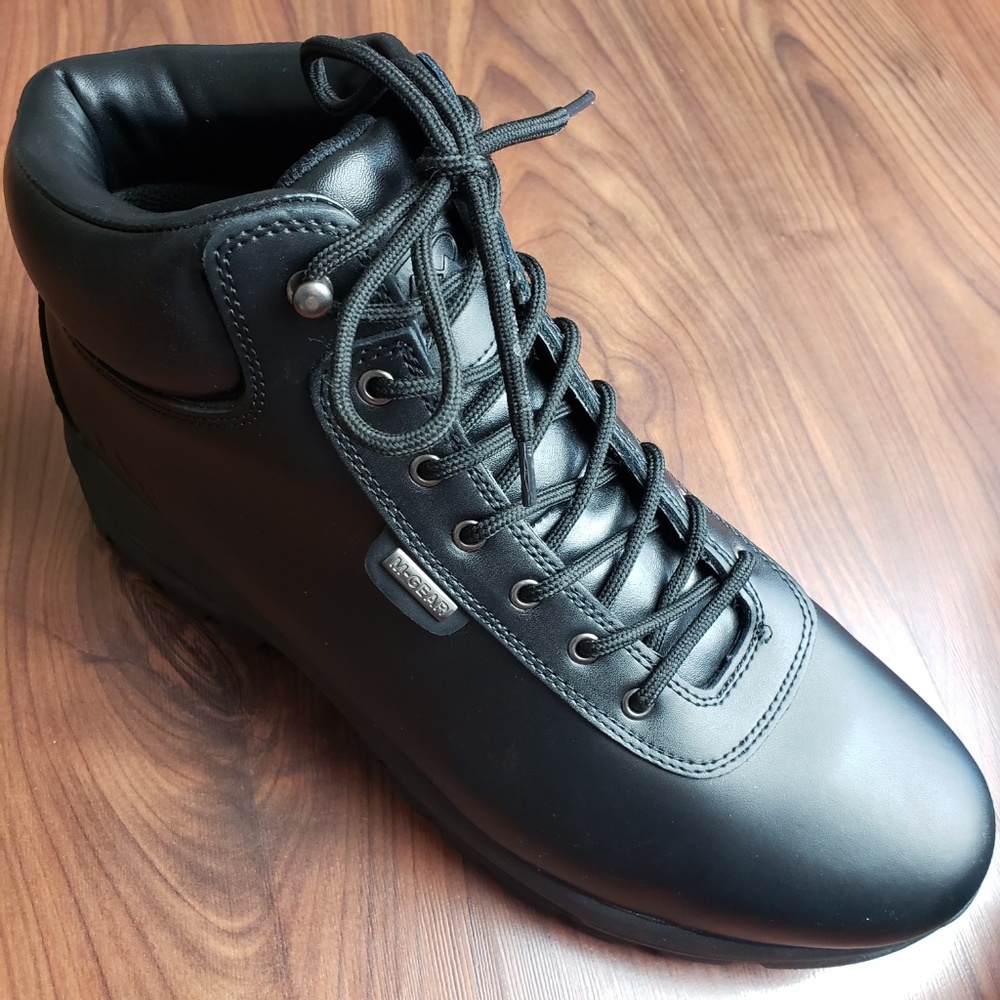 SOLD on Ebay New Mens Mountain Gear Boots Size 14 - Picture 3 of 8
